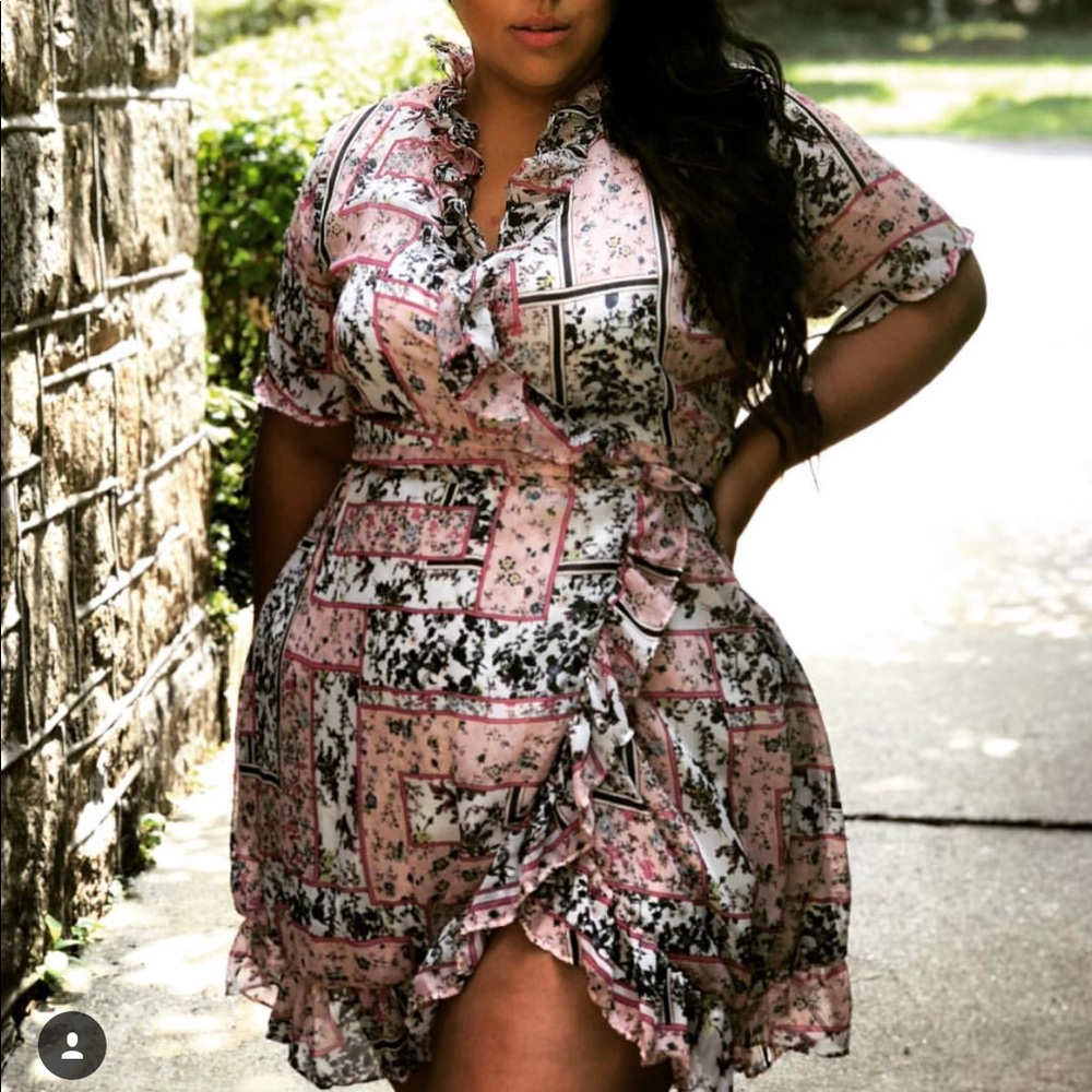 New pink pattern ruffle dress
